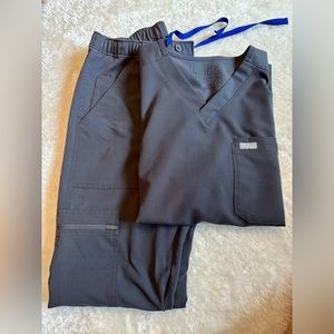 Mens XS Figs Scrub Set: Charcoal